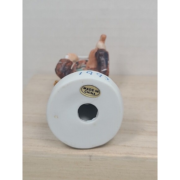 Vintage Emmett Kelly Clown Figurine Christmas Tune 1992 Ornament Dave Grossman - Picture 3 of 3